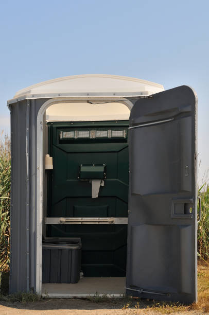 Best Portable restroom trailer rental  in Fontana, CA